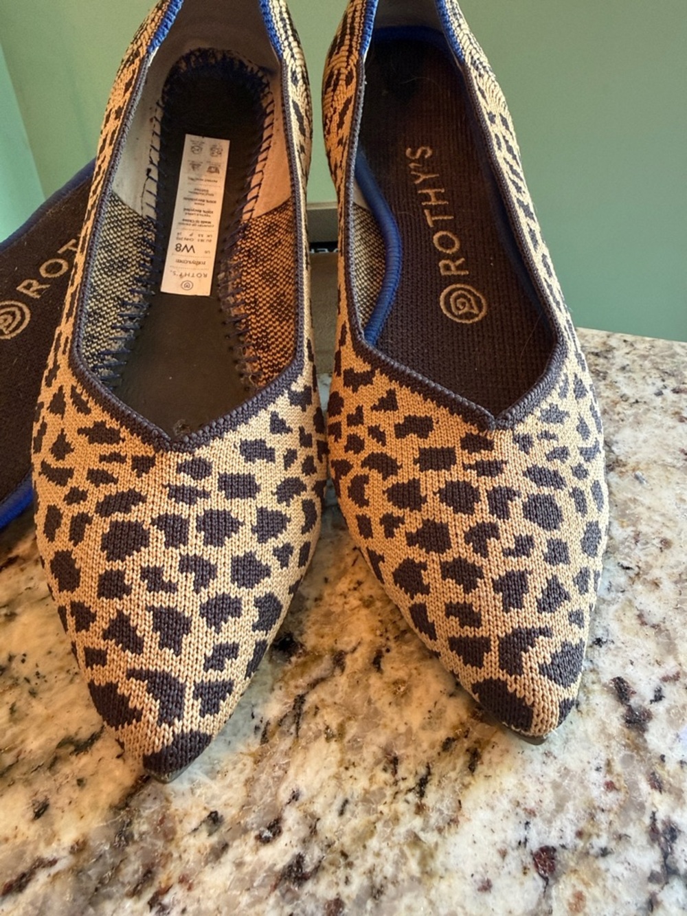 Rothy’s The Point Flats Leopard Print Women’s Size 8 Almond Black Blue Trim - Picture 4 of 6